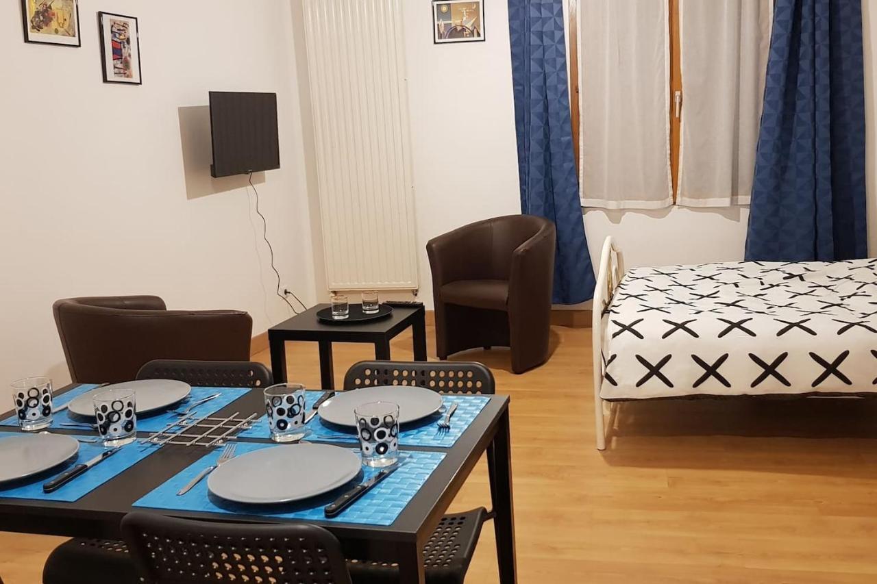 Châlons-en-Champagne **Studio Art - 30M2 - Centre Ville** מראה חיצוני תמונה