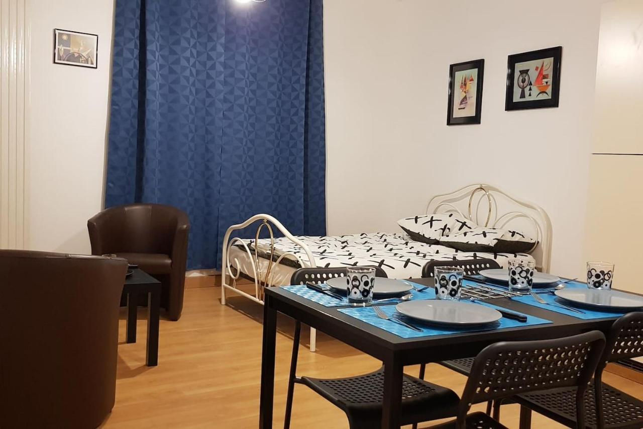 Châlons-en-Champagne **Studio Art - 30M2 - Centre Ville** מראה חיצוני תמונה